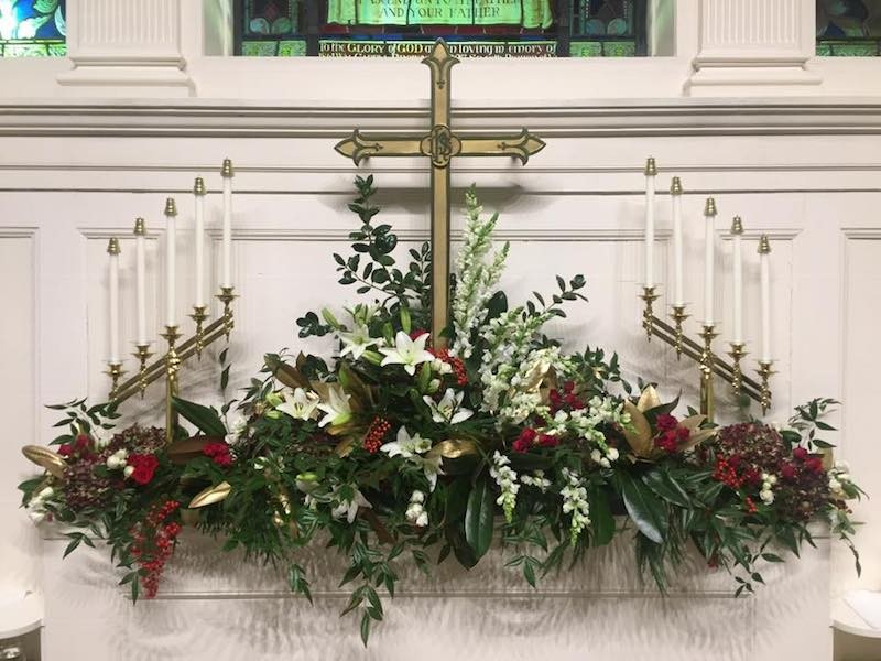 Christmas2018altar.jpg